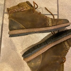 Born Temple leather ankle boots size 10